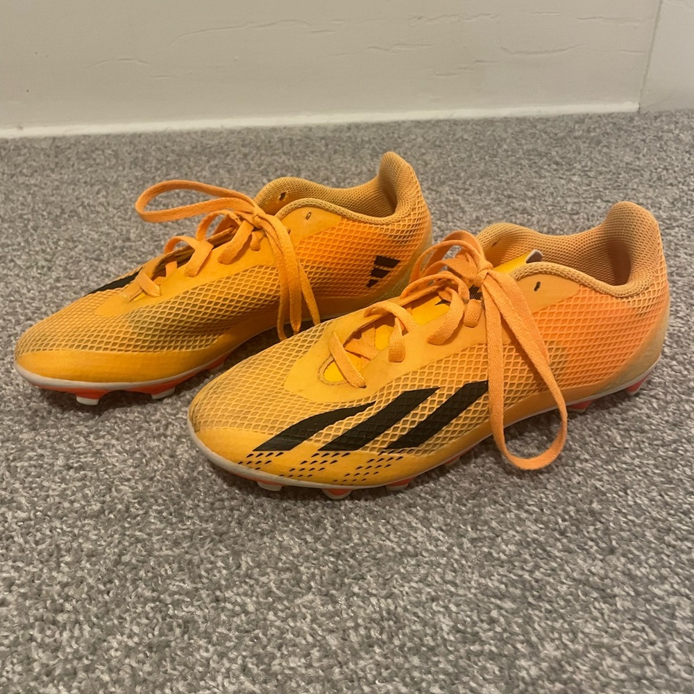 Unisex youth Adidas soccer cleats
